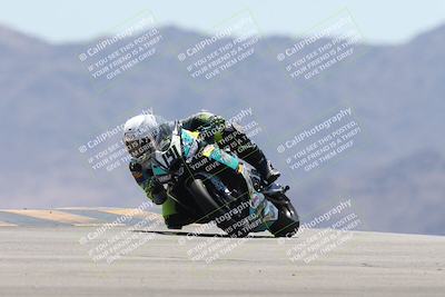 media/Apr-20-2025-CVMA (Sun) [[39090e8767]]/Race 9-Formula LW Twins Shootout/